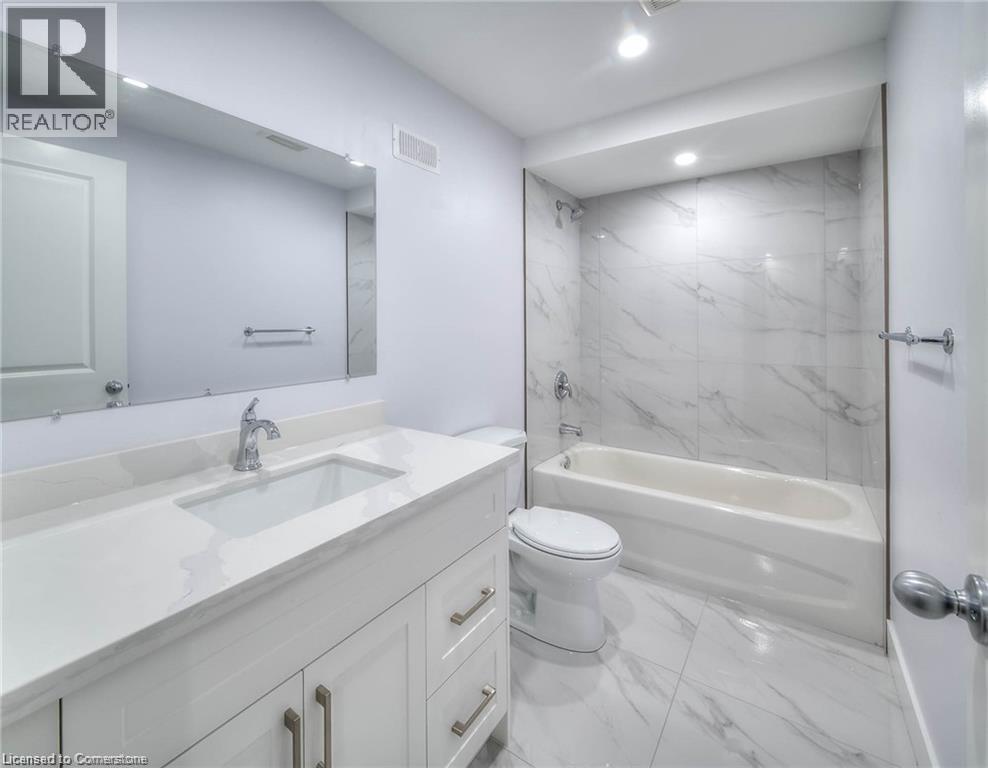 Photo 16 of 550 Rush Meadow Crescent Unit Lower, Kitchener ON