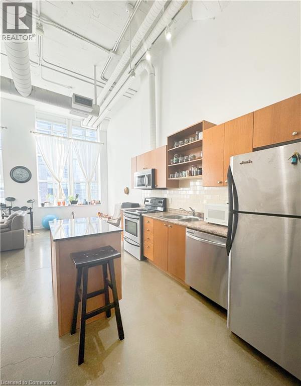 Photo 5 of 410 King Street W Unit 418, Waterloo ON