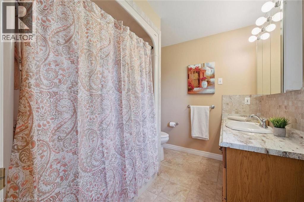 Photo 16 of 5044 Whitelaw Road, Guelph Eramosa ON