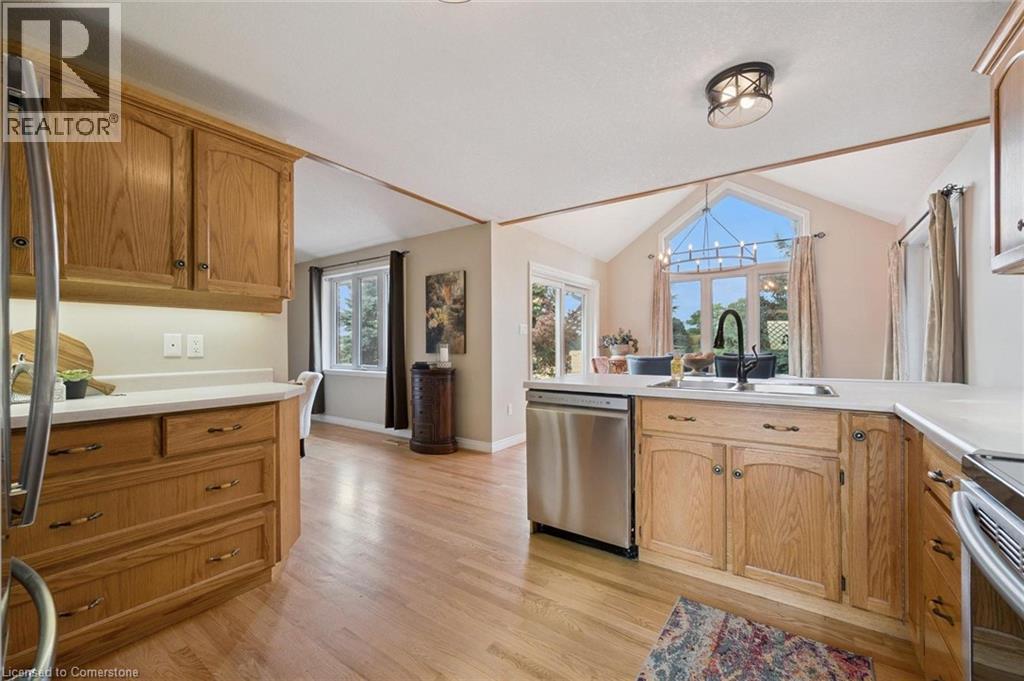 Photo 12 of 5044 Whitelaw Road, Guelph Eramosa ON
