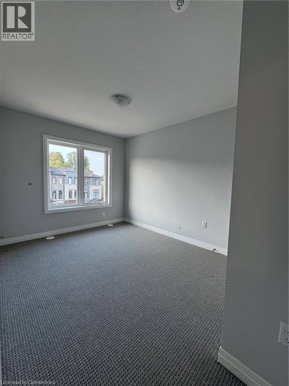 Photo 16 of 155 Equestrian Way Unit 31, Cambridge ON