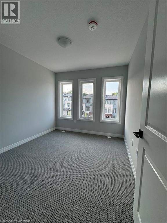 Photo 17 of 155 Equestrian Way Unit 31, Cambridge ON