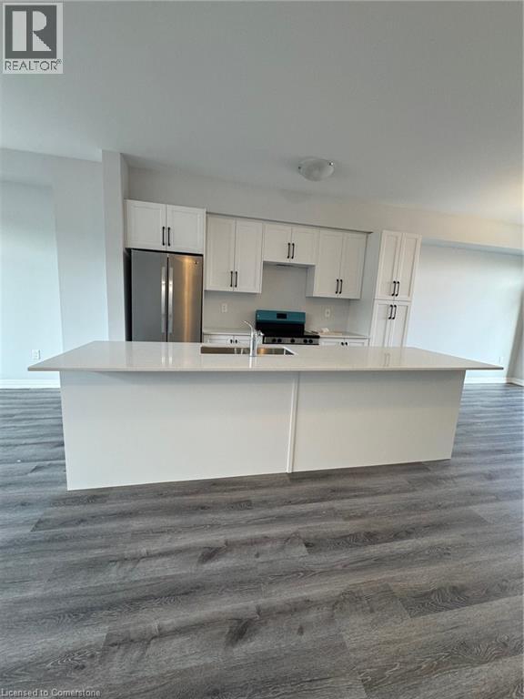Photo 8 of 155 Equestrian Way Unit 31, Cambridge ON
