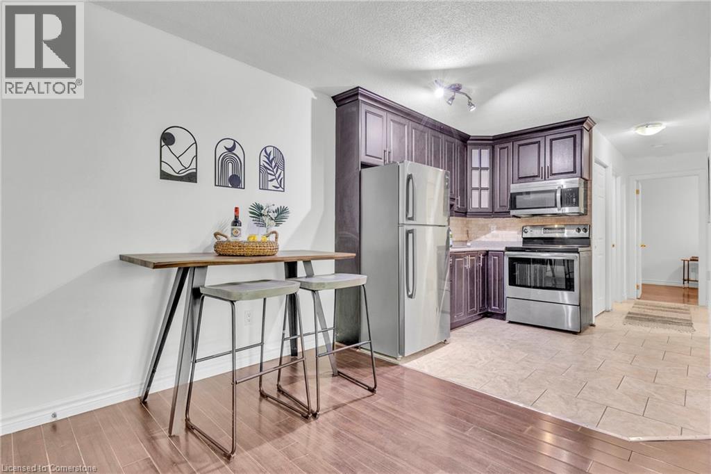 Photo 12 of 119 Cedar Street S Unit 7, Kitchener ON
