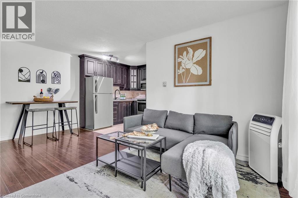 Photo 13 of 119 Cedar Street S Unit 7, Kitchener ON