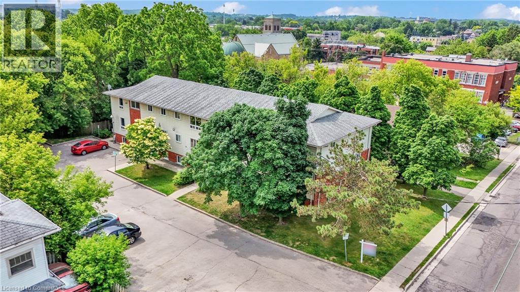 Photo 23 of 119 Cedar Street S Unit 7, Kitchener ON