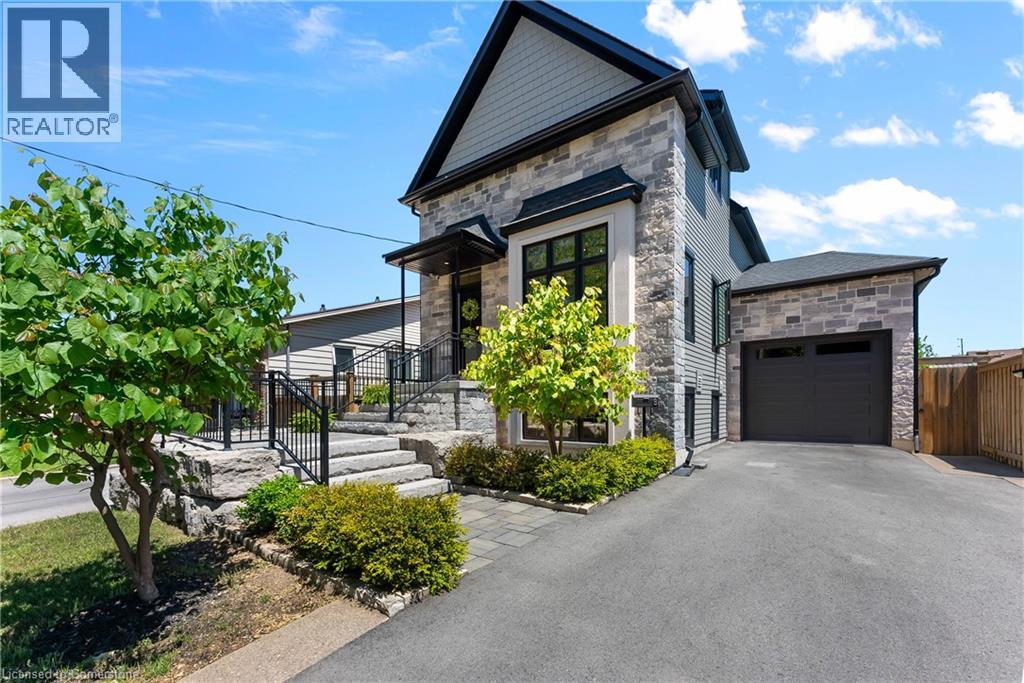 Photo 36 of 8 Stanmary Drive, St Catharines ON