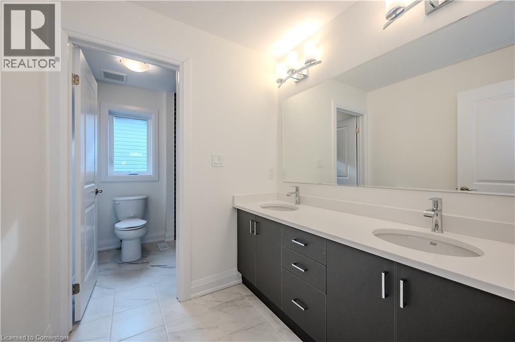 Photo 8 of 751 Autumn Willow Drive, Waterloo ON