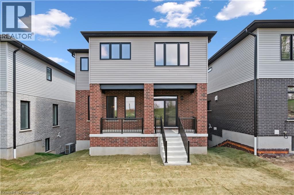 Photo 3 of 751 Autumn Willow Drive, Waterloo ON