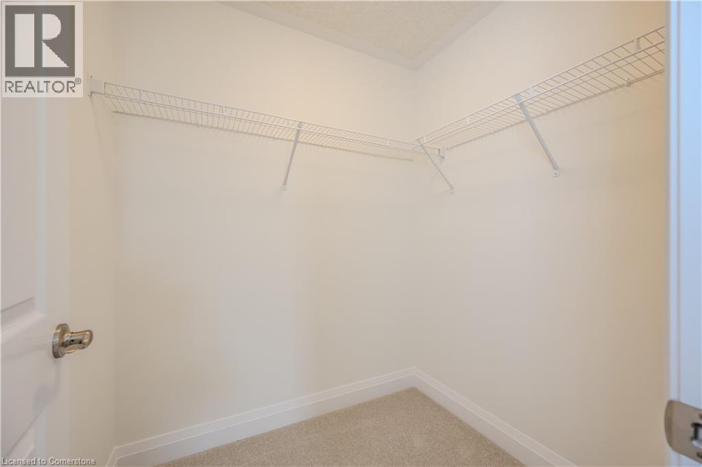 Photo 37 of 751 Autumn Willow Drive, Waterloo ON