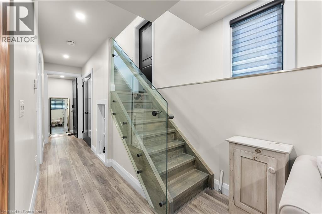 Photo 34 of 8 Stanmary Drive, St Catharines ON