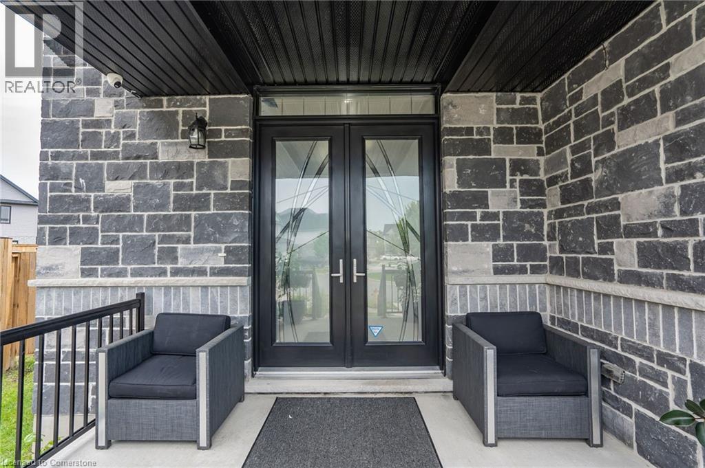 Photo 4 of 920 River Ridge Court, Kitchener ON