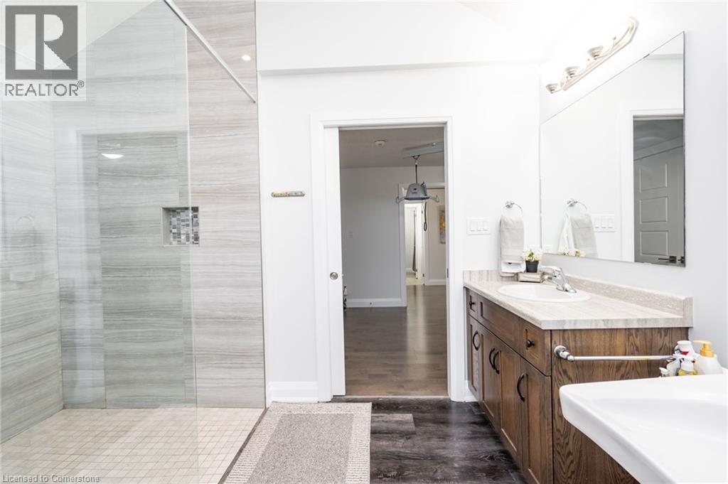 Photo 22 of 920 River Ridge Court, Kitchener ON
