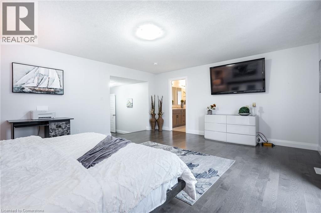 Photo 28 of 920 River Ridge Court, Kitchener ON