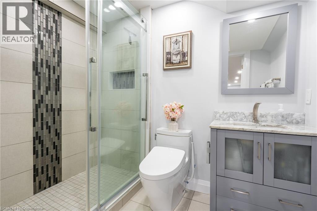 Photo 35 of 920 River Ridge Court, Kitchener ON