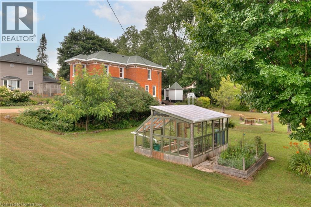 Photo 24 of 2027 Victoria Street, Howick ON