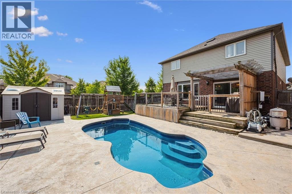 Photo 16 of 459 Townsend Drive, Woolwich ON