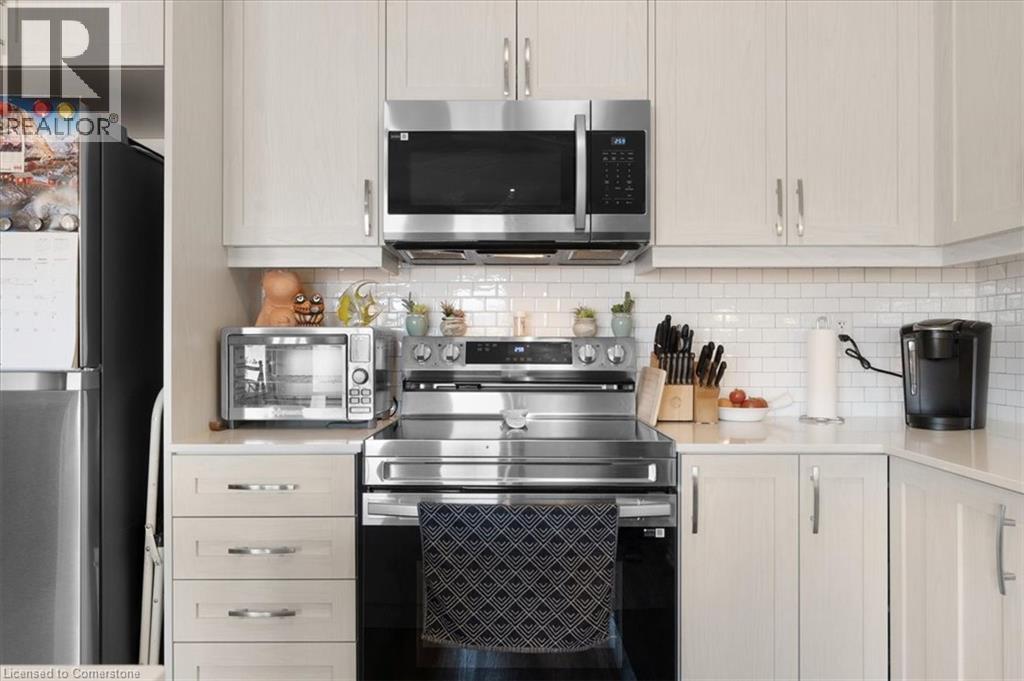 Photo 3 of 448 Blackburn Drive Unit 13, Brantford ON