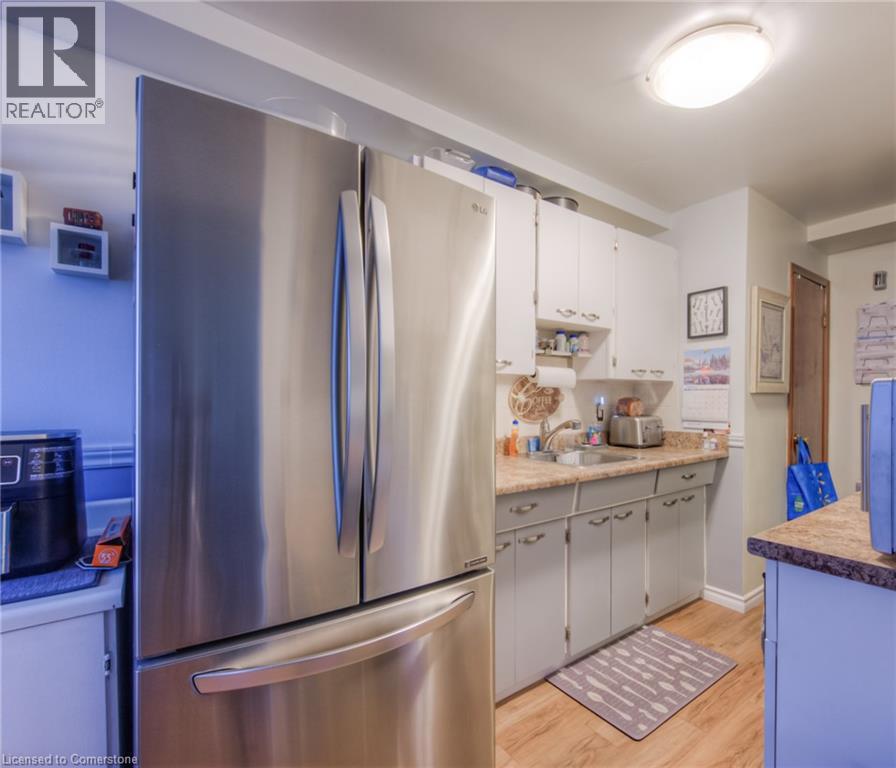 Photo 7 of 1250 Duke Street Unit 13, Cambridge ON