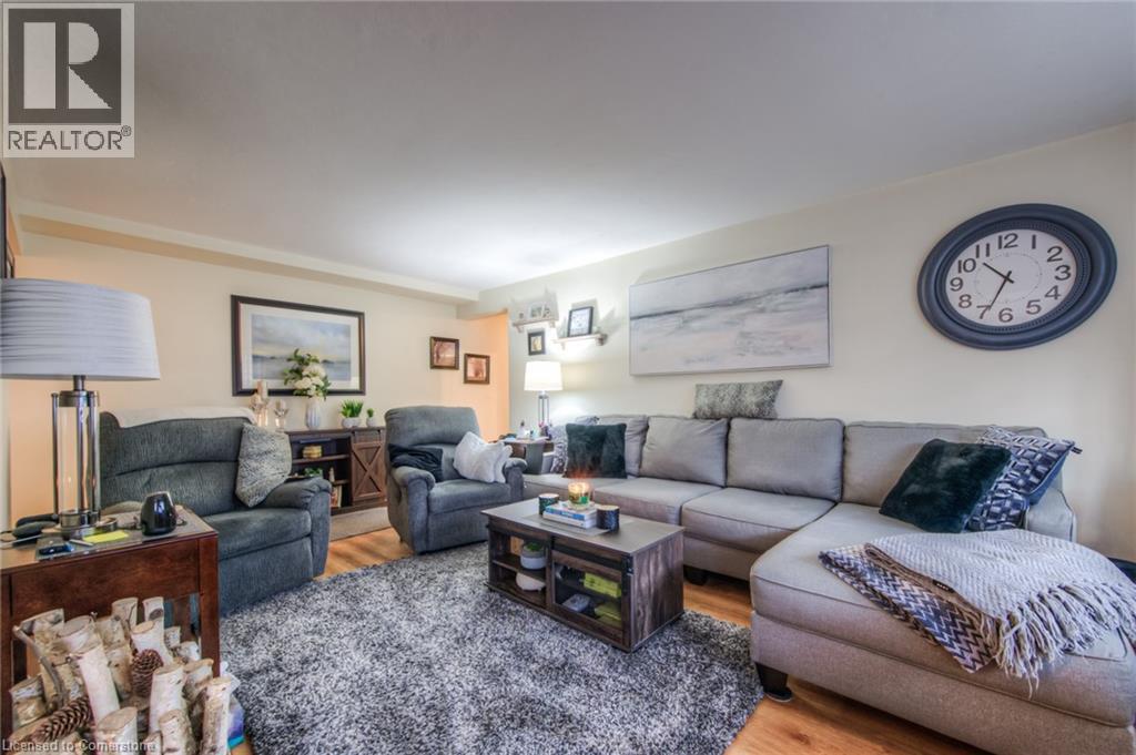 Photo 12 of 1250 Duke Street Unit 13, Cambridge ON