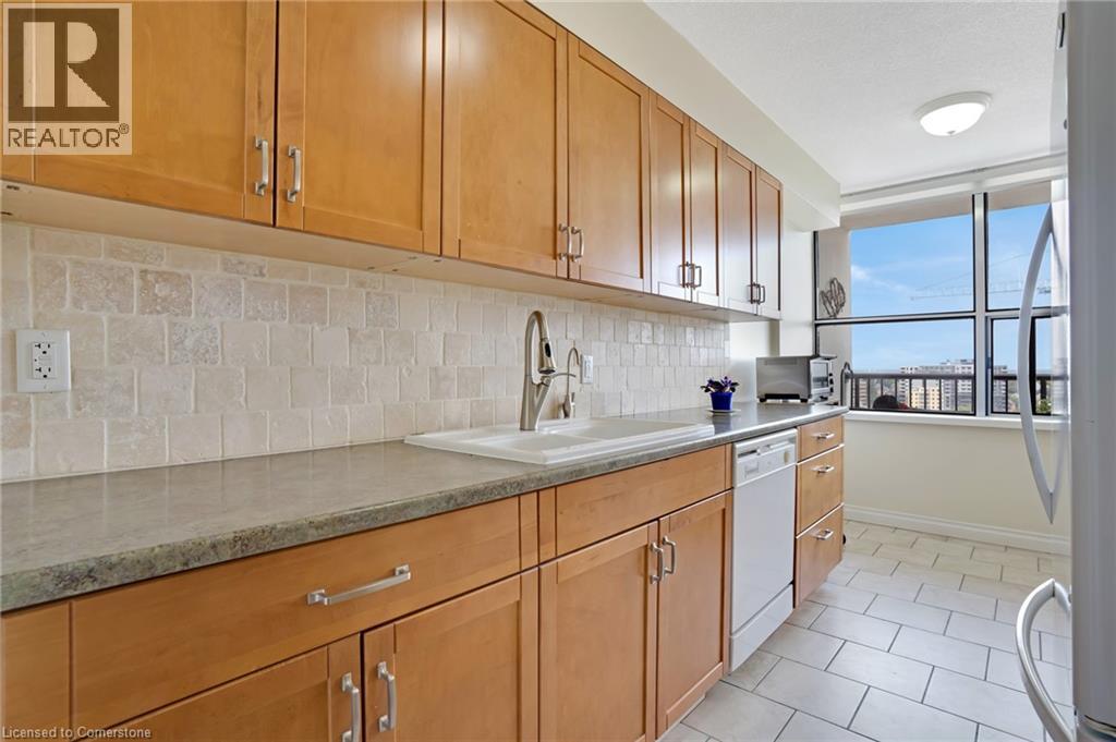 Photo 13 of 81 Church Street Unit 1104, Kitchener ON