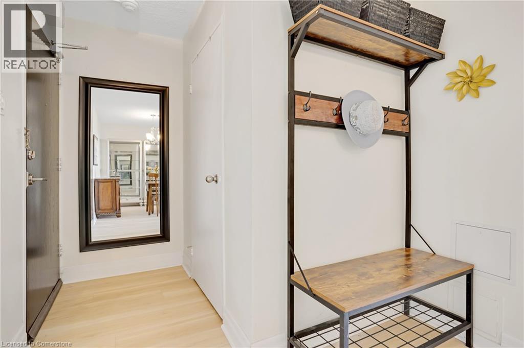 Photo 6 of 81 Church Street Unit 1104, Kitchener ON
