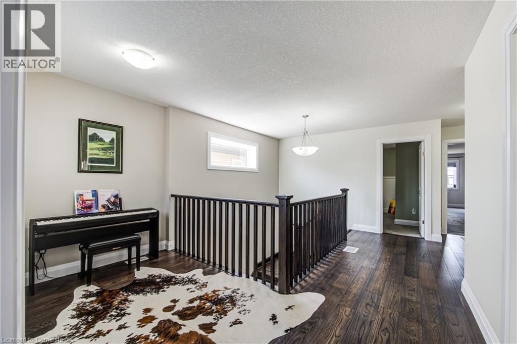 Photo 29 of 32 Arlington Parkway, Paris ON