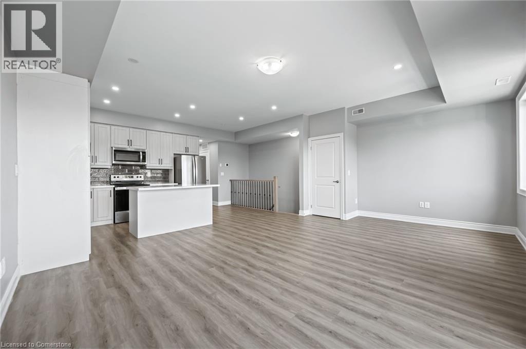 Photo 18 of 721 Franklin Boulevard Unit 302, Cambridge ON