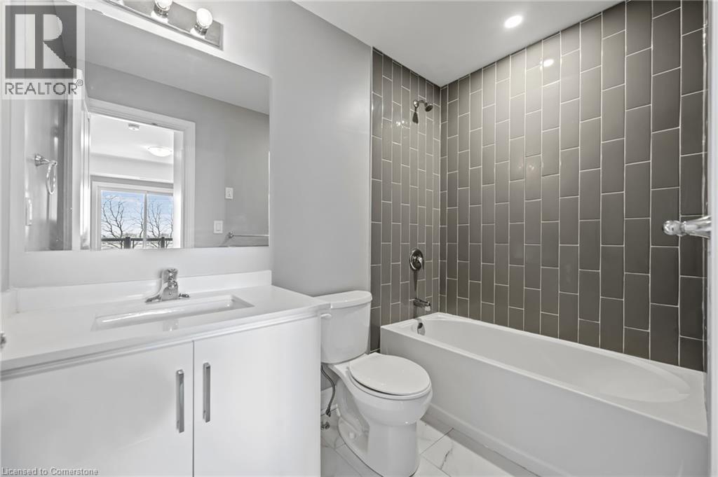 Photo 9 of 721 Franklin Boulevard Unit 302, Cambridge ON