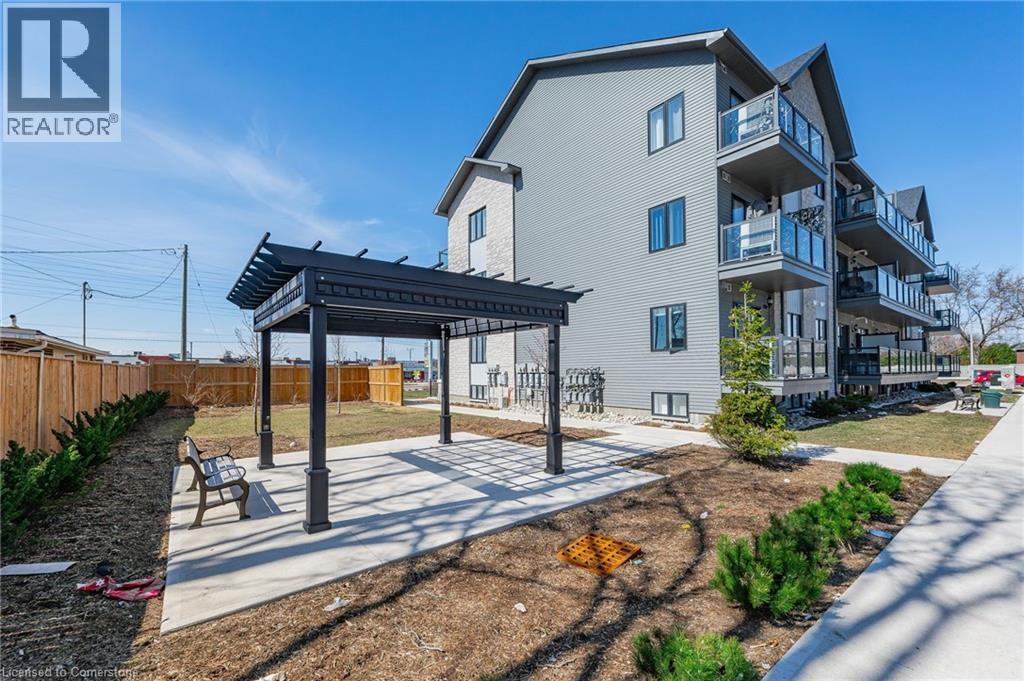 Photo 50 of 721 Franklin Boulevard Unit 302, Cambridge ON