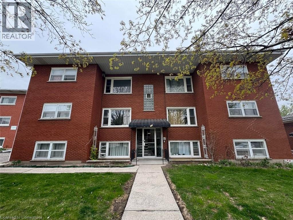 Photo 3 of 274 Ottawa Street S Unit F, Kitchener ON