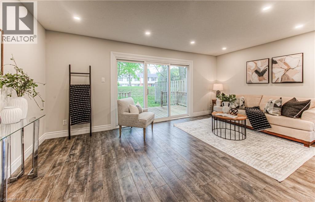 Photo 25 of 425 Keats Way Unit 4, Waterloo ON