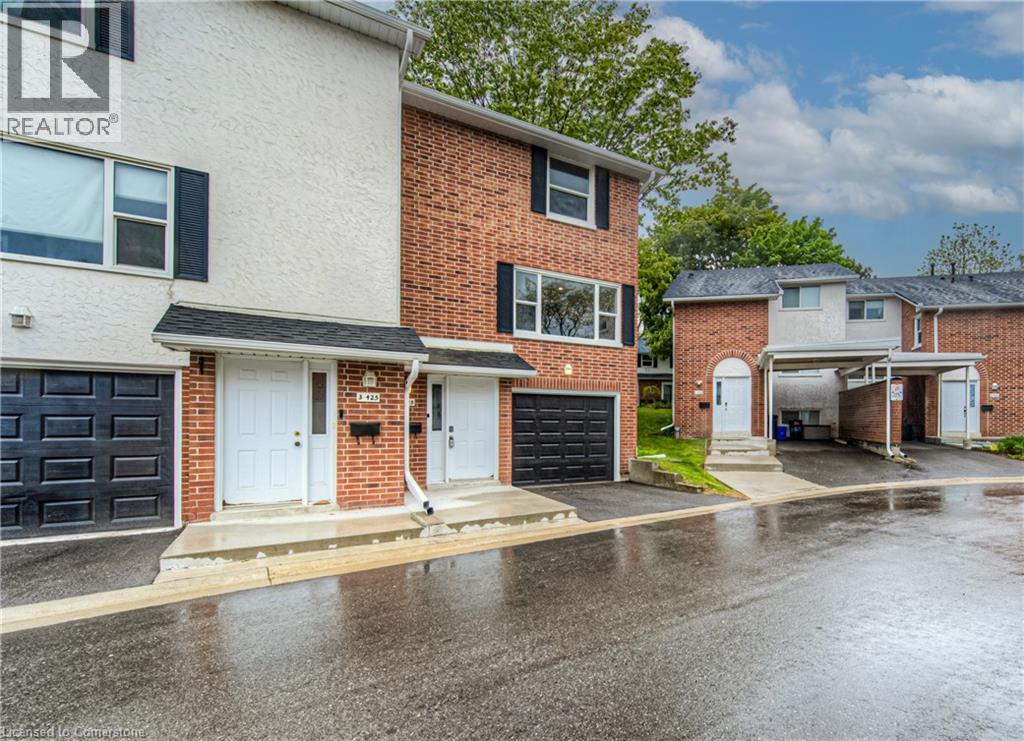 Photo 1 of 425 Keats Way Unit 4, Waterloo ON