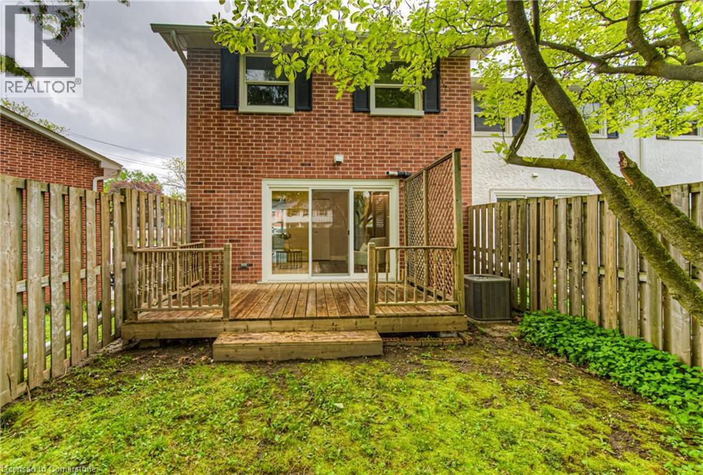 Photo 28 of 425 Keats Way Unit 4, Waterloo ON