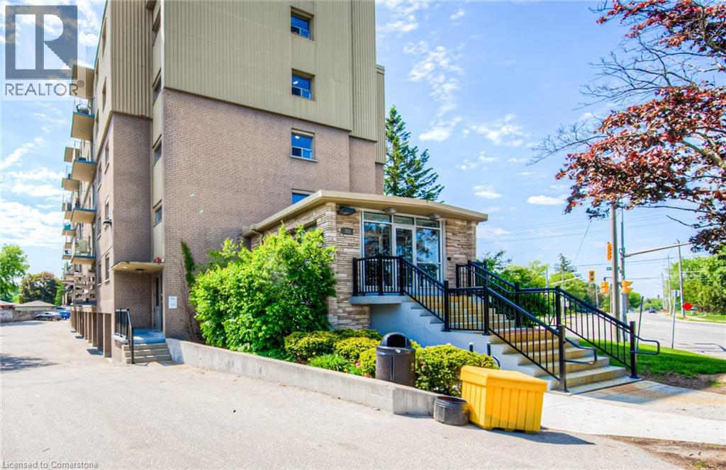 Photo 18 of 283 Fairway Road N Unit 501, Kitchener ON