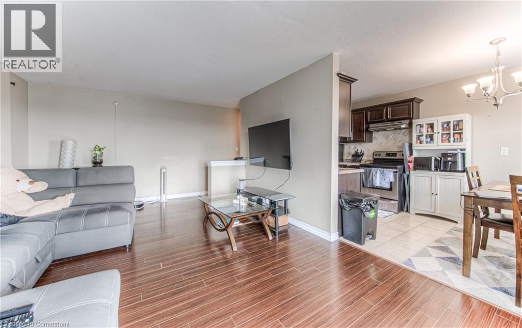 Photo 5 of 283 Fairway Road N Unit 501, Kitchener ON