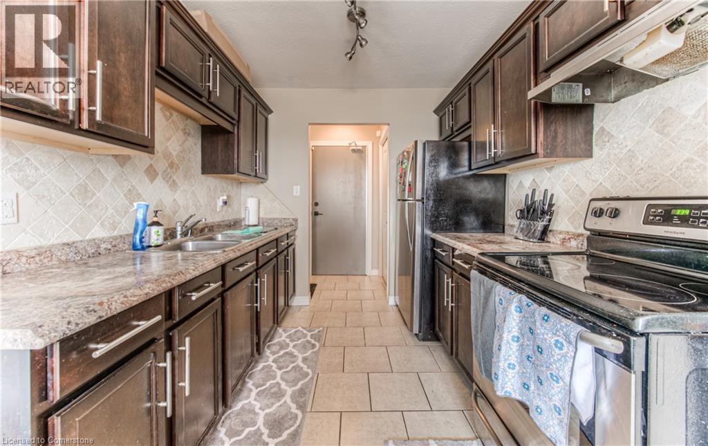 Photo 6 of 283 Fairway Road N Unit 501, Kitchener ON