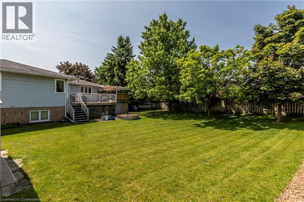 Photo 5 of 1241 Rose Street, Cambridge ON
