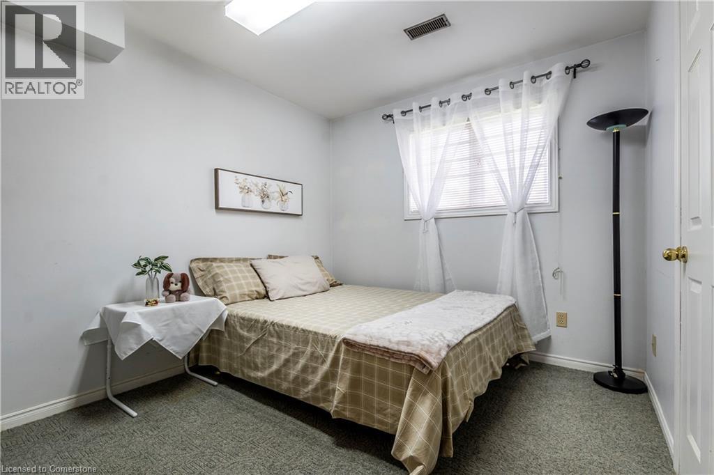 Photo 20 of 1241 Rose Street, Cambridge ON