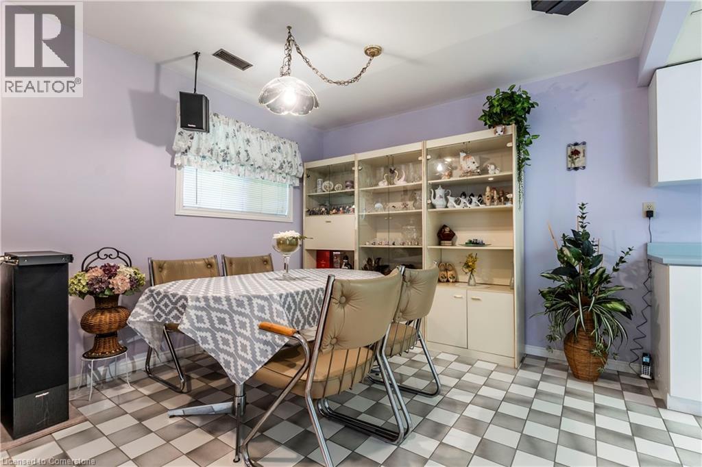Photo 22 of 1241 Rose Street, Cambridge ON