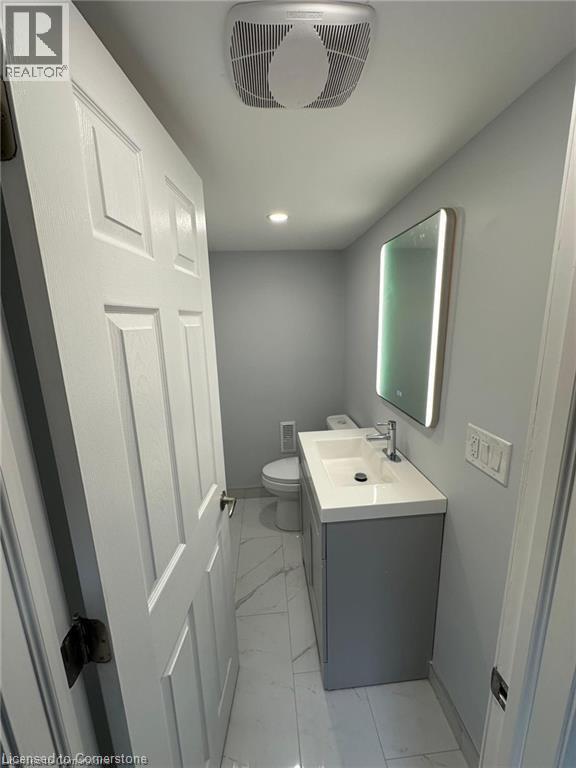 Photo 4 of 8 Roseneath Crescent Unit B, Kitchener ON
