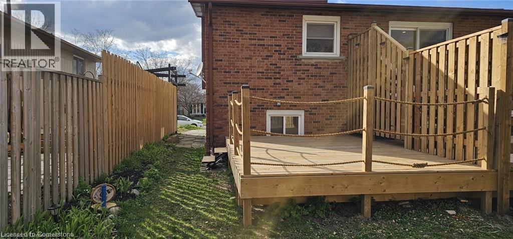 Photo 16 of 8 Roseneath Crescent Unit B, Kitchener ON