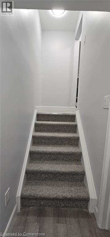 Photo 7 of 8 Roseneath Crescent Unit B, Kitchener ON
