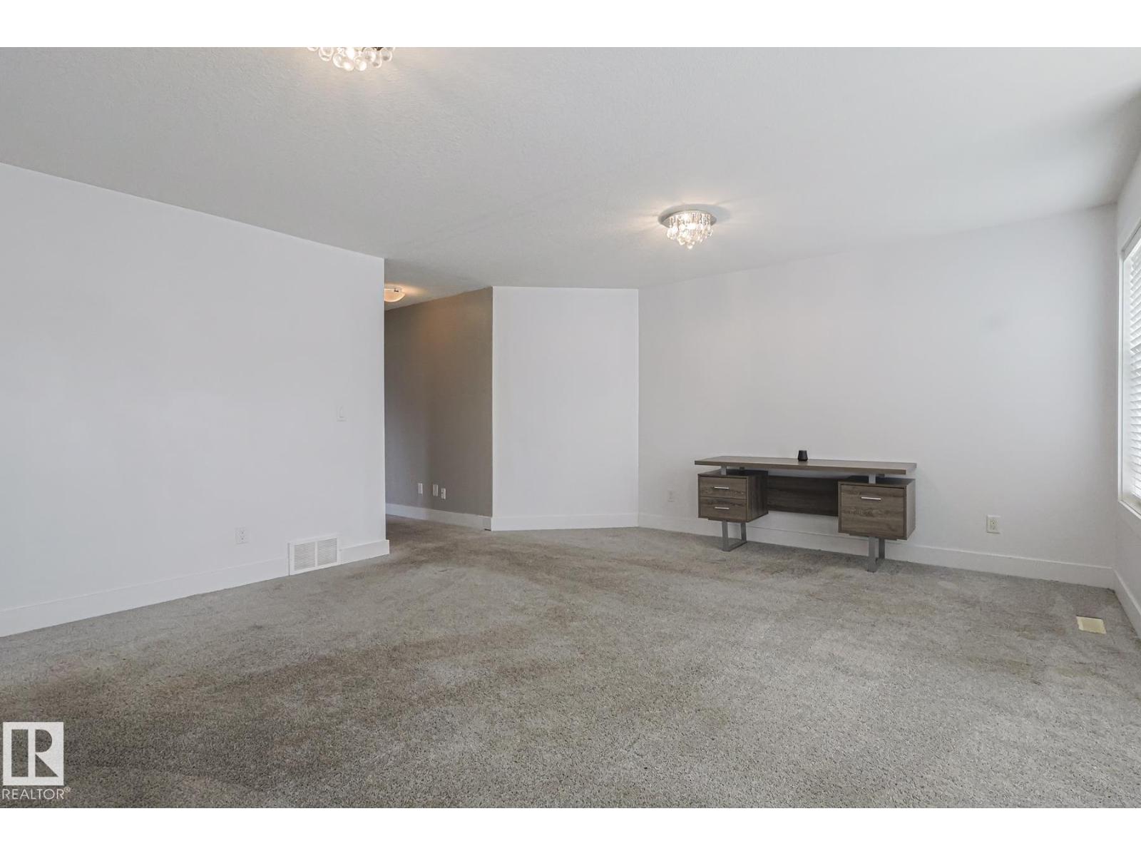 Photo 47 of 13518 162 A Av Nw, Edmonton AB