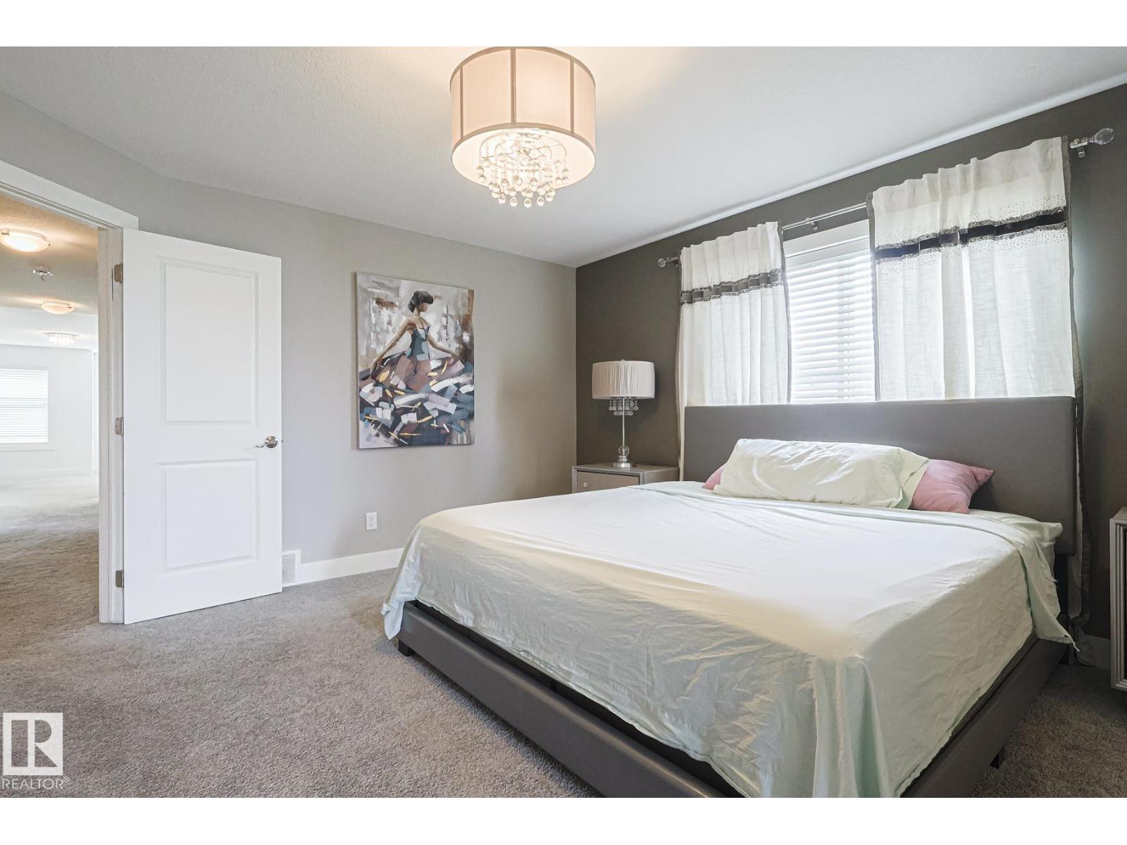 Photo 30 of 13518 162 A Av Nw, Edmonton AB