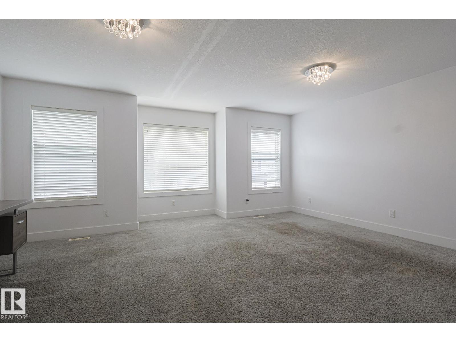Photo 45 of 13518 162 A Av Nw, Edmonton AB