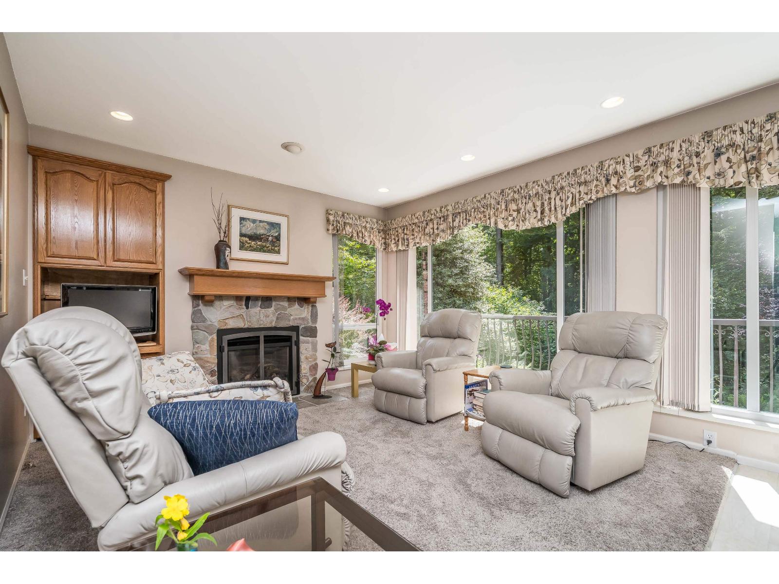 Photo 2 of 5281 236 Street, Langley BC