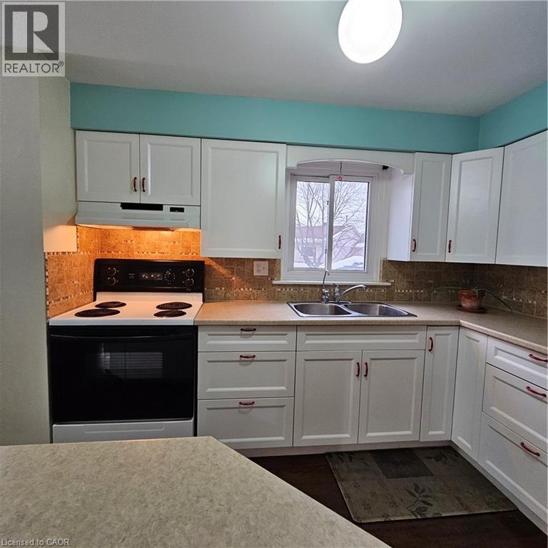 Photo 14 of 51 Paulander Drive Unit 135, Kitchener ON