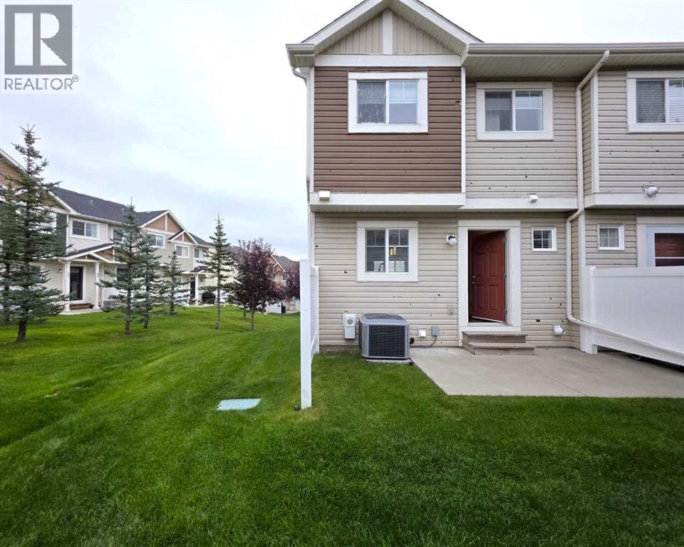 Photo 24 of 188 Pantego Lane Nw, Calgary AB