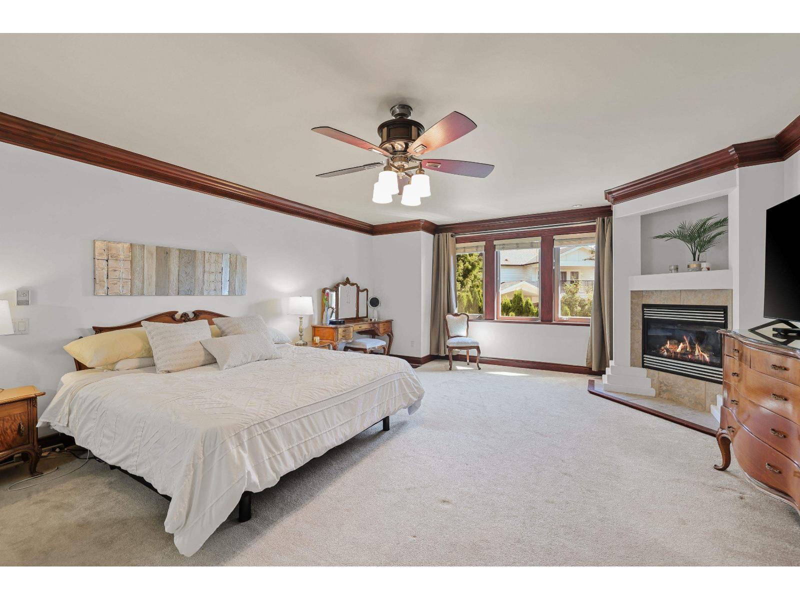 Photo 17 of 19695 71 Avenue, Langley BC